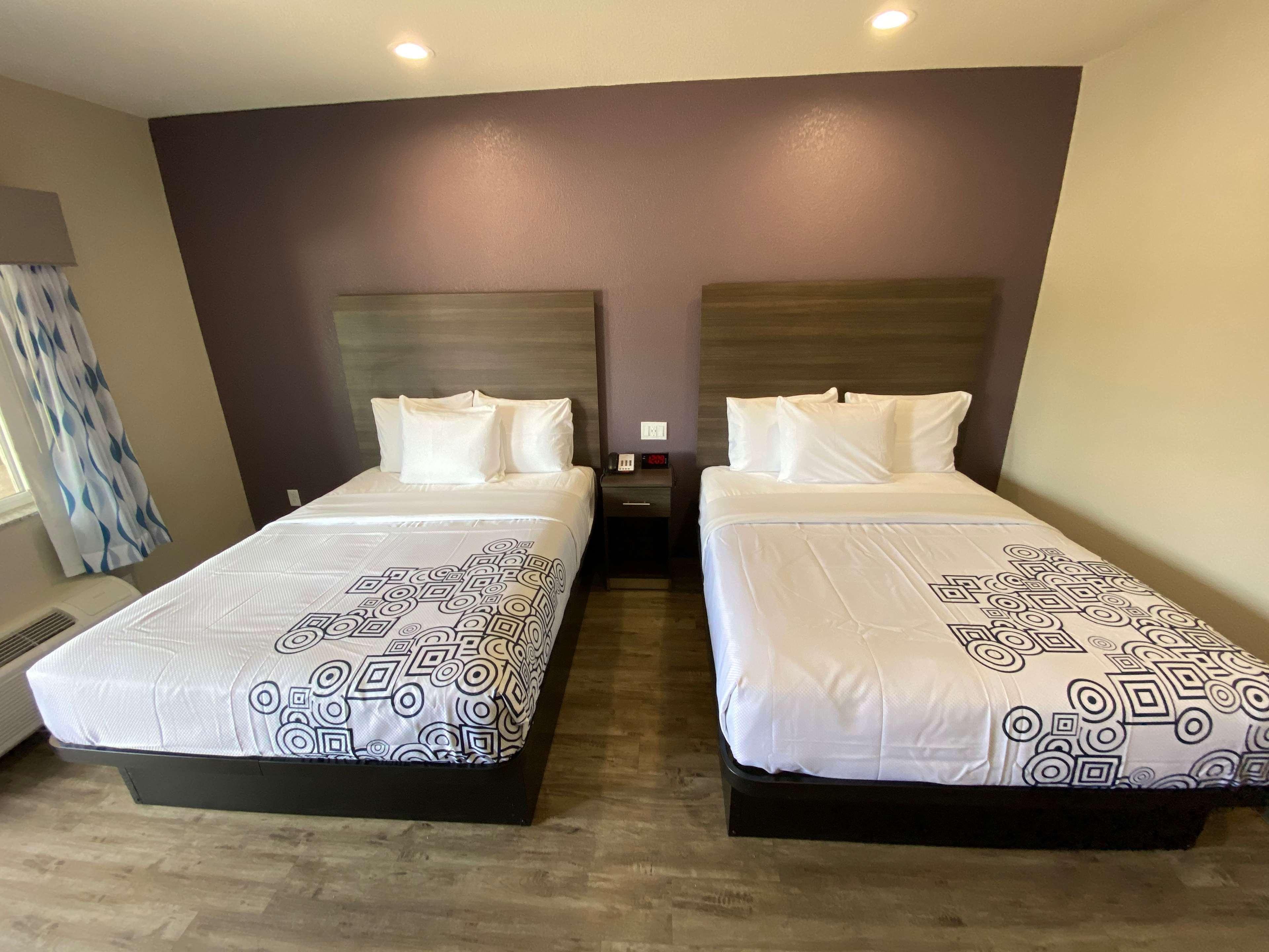 Surestay Plus Hotel By Best Western Ada Bagian luar foto