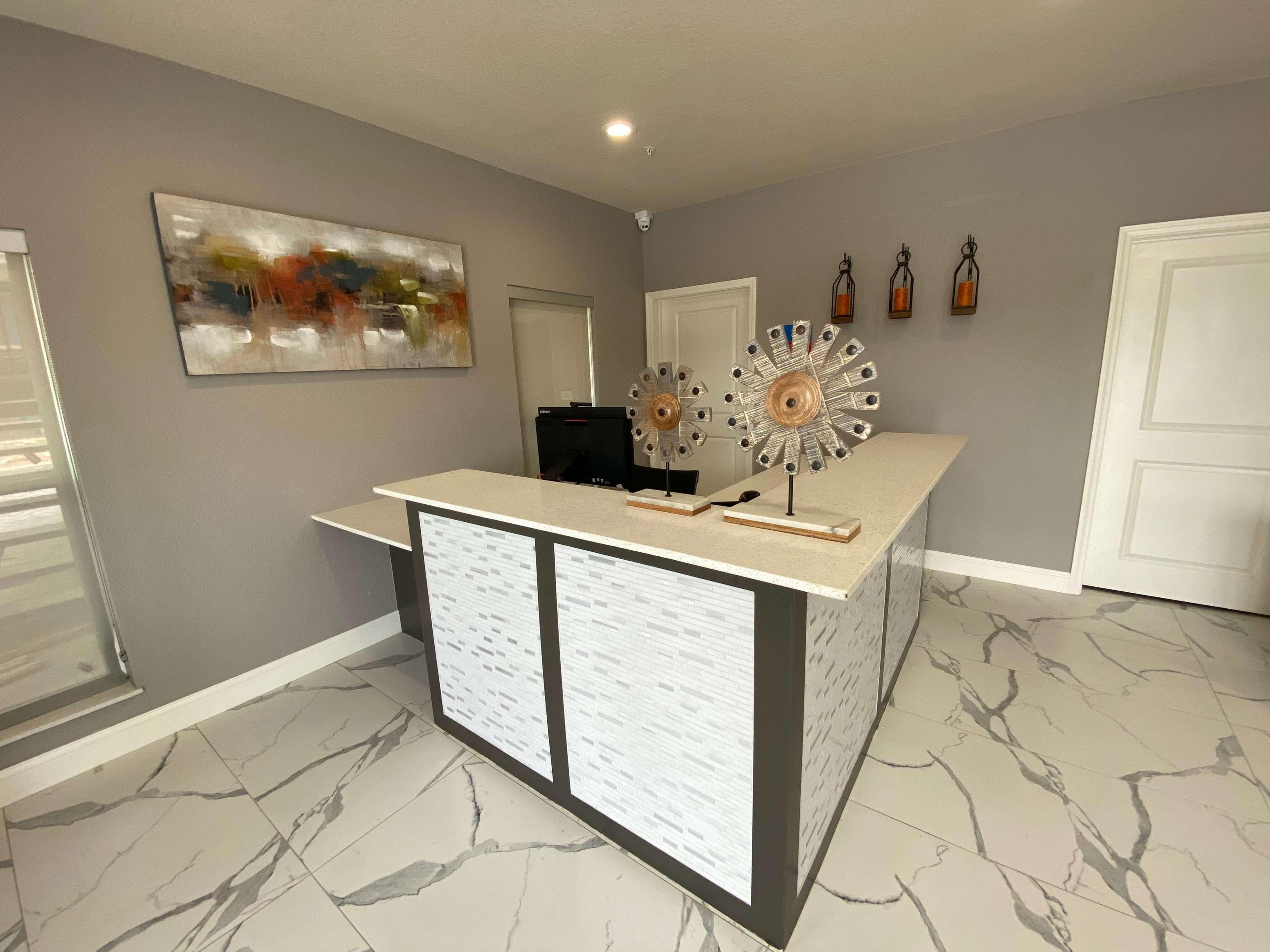 Surestay Plus Hotel By Best Western Ada Bagian luar foto